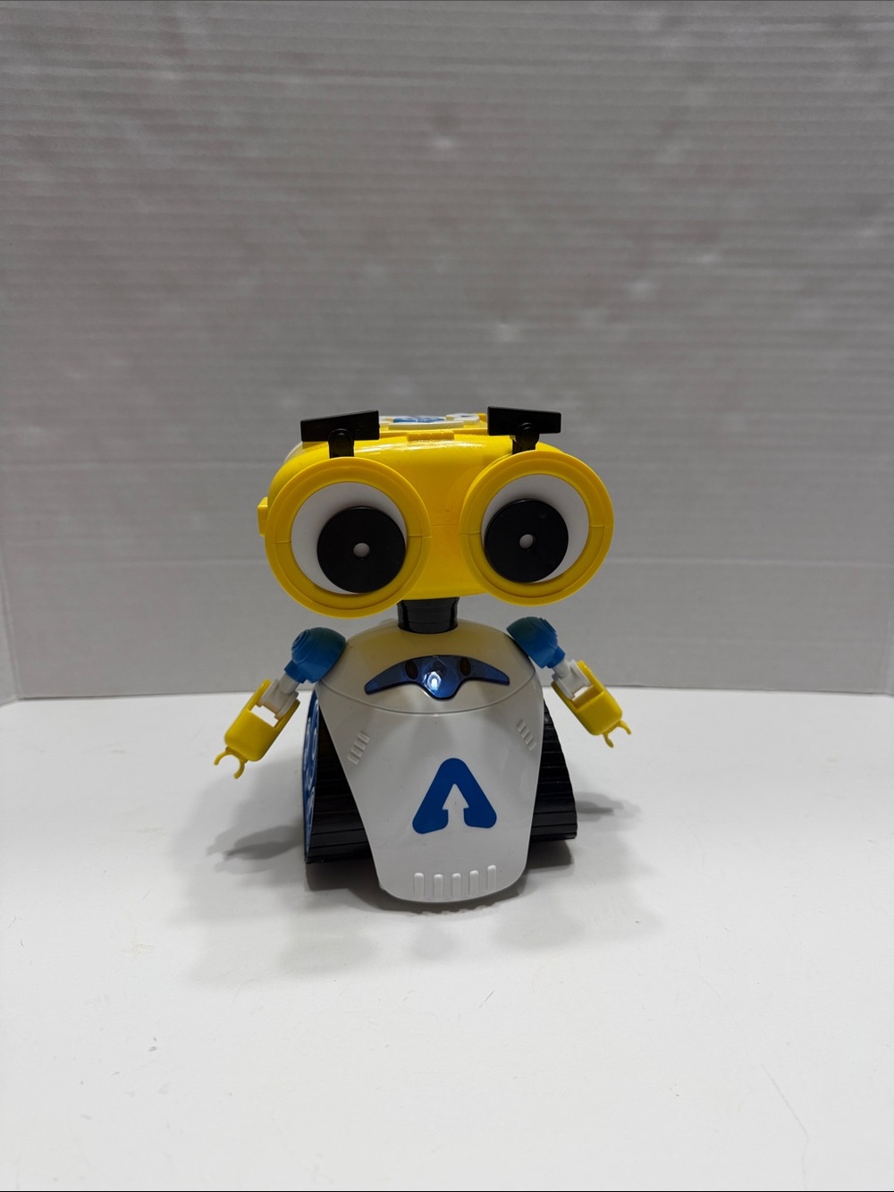Andy: The Code and  Play Robot